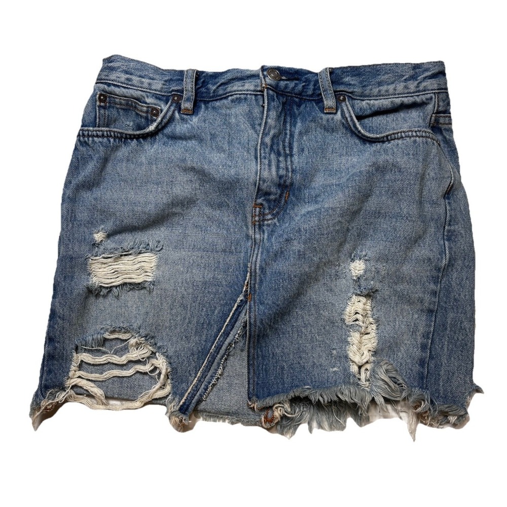 Free People We The Free Distressed Denim Cutoff Shorts Size 27 Frayed Raw Hem
